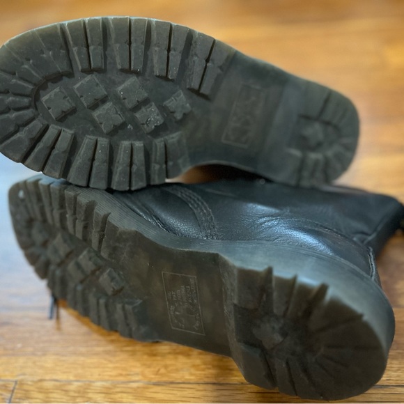 Dr. Martens 1460 Pascal boot - Picture 9 of 11